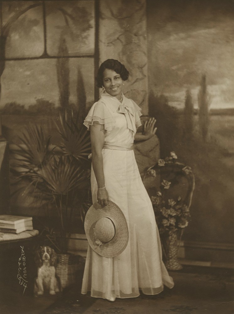 Lady with Wide-Brimmed Straw Hat, 1934