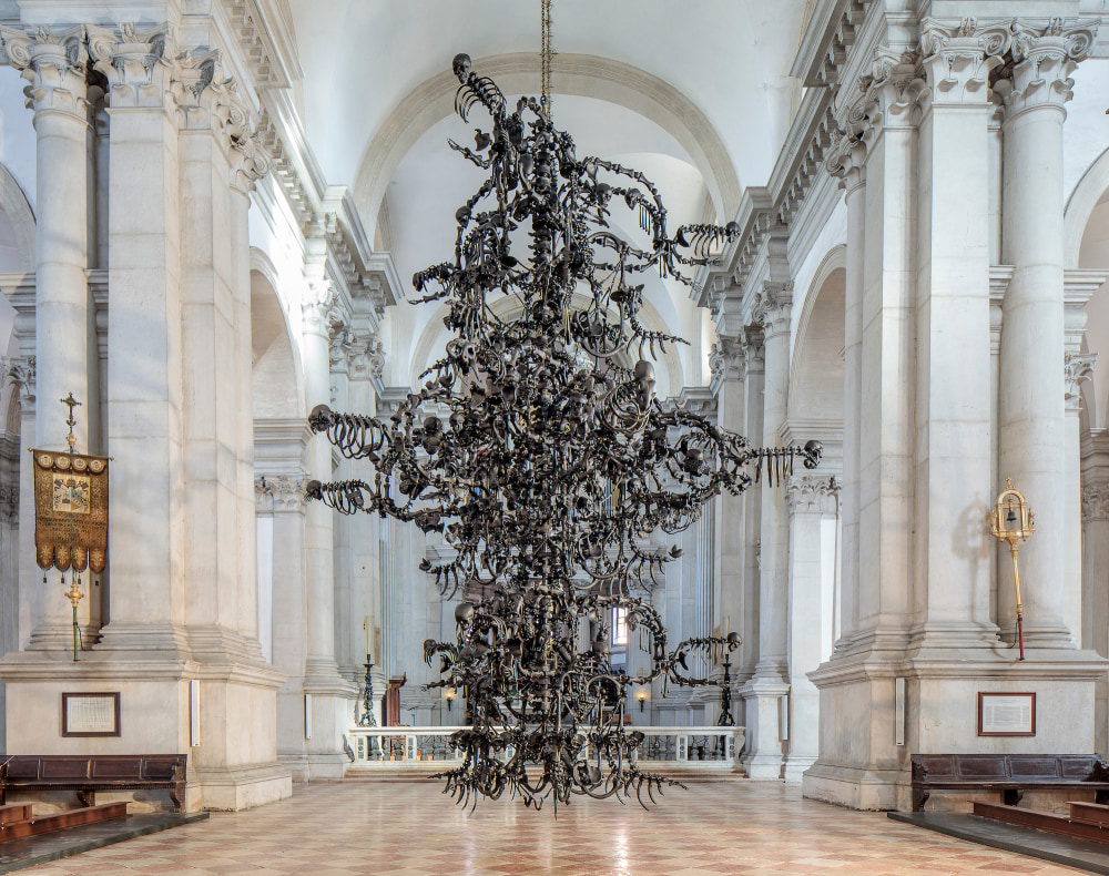 Ai Weiwei, La Commedia Umana, 2017- 2021, Murano glass, metal. 640 x 840 cm