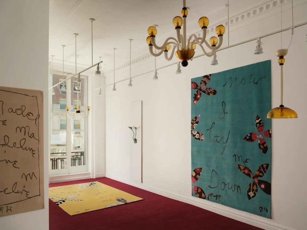 Installation view Flower Beneath the Foot  © Joe Kramm, Courtesy of Emma Scully Gallery, New York
