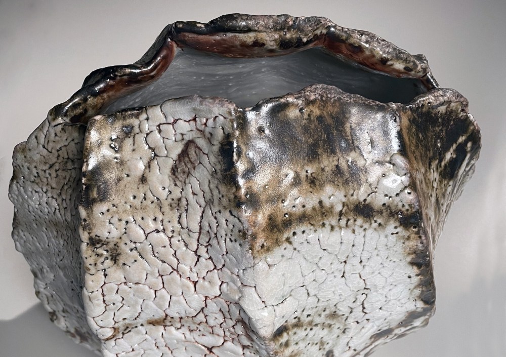 Hori Ichirō - Nezumi-shino diagonally faceted, flattened vessel with swirling iron-oxide patterning - Artworks - Joan B Mirviss LTD | Japanese Fine Art | Japanese Ceramics