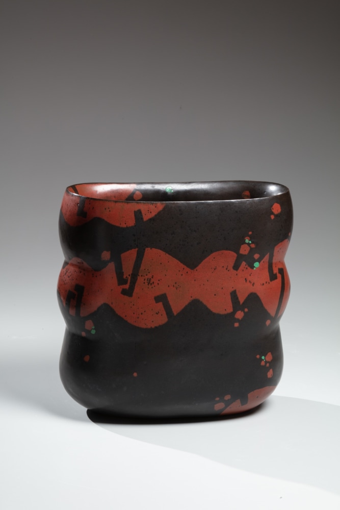 Morino Hiroaki Taimei - Large, thickly walled, slightly flattened, lobed vessel - Artworks - Joan B Mirviss LTD | Japanese Fine Art | Japanese Ceramics
