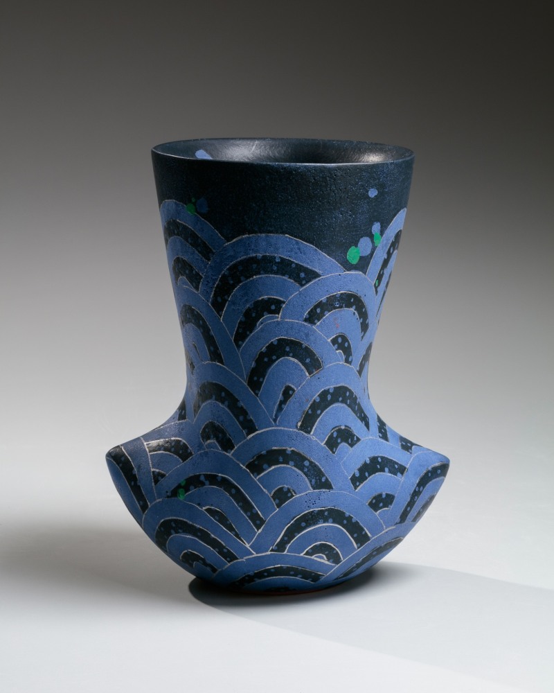 Morino Hiroaki Taimei - Wave patterned vessel with tapered waist and pointed base - Artworks - Joan B Mirviss LTD | Japanese Fine Art | Japanese Ceramics