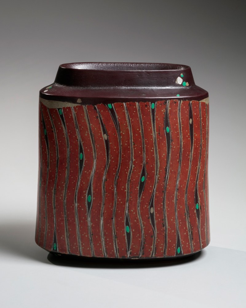 Morino Hiroaki Taimei - Slightly flattened ovoid vessel with wide raised mouth and vertical patterning - Artworks - Joan B Mirviss LTD | Japanese Fine Art | Japanese Ceramics