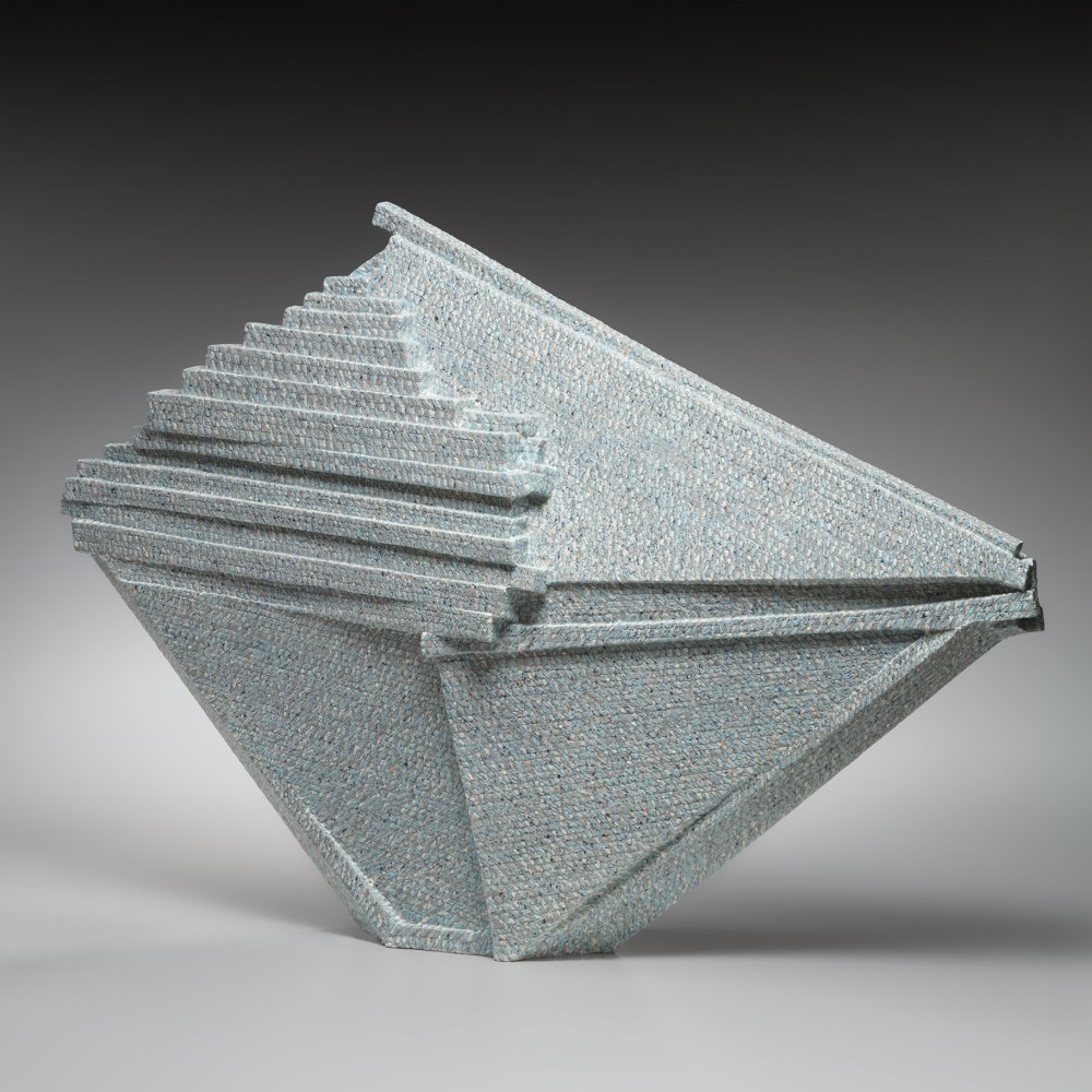 Kishi Eiko - Standing multi-faceted diamond-shaped sculpture titled, Shinshō o tsumu; Compilation of Recollected Images - Video - Joan B Mirviss LTD | Japanese Fine Art | Japanese Ceramics