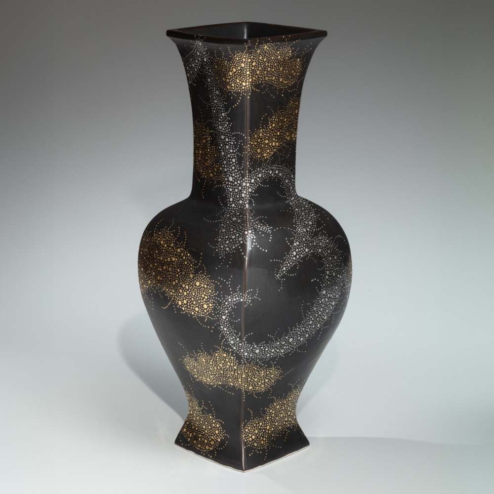 Morino Akito - Baluster vase with pine motif and auspicious numerical design - Artworks - Joan B Mirviss LTD | Japanese Fine Art | Japanese Ceramics