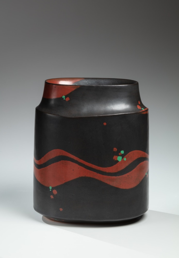 Morino Hiroaki Taimei - Large red and black glazed flattened sculptural vessel - Artworks - Joan B Mirviss LTD | Japanese Fine Art | Japanese Ceramics