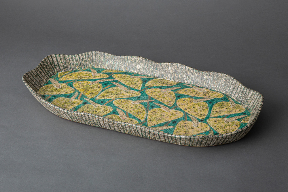 Maeda Masahiro - Long oblong platter with foliated raised rim decorated with anthurium and striped designs - Artworks - Joan B Mirviss LTD | Japanese Fine Art | Japanese Ceramics