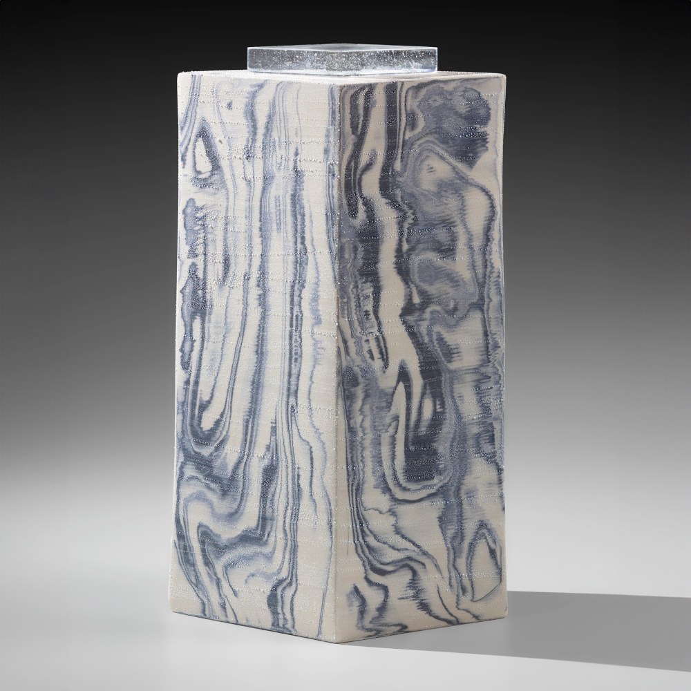Kondō Takahiro - Standing rectangular blue-and-white marbleized diamond-shaped form - Artworks - Joan B Mirviss LTD | Japanese Fine Art | Japanese Ceramics