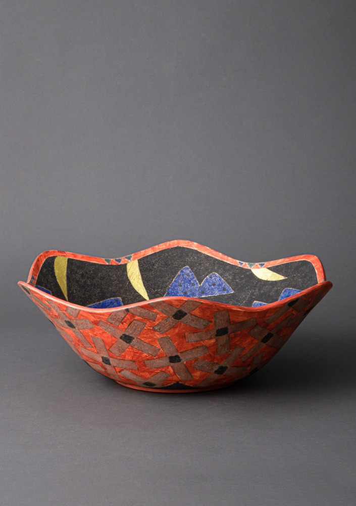 Maeda Masahiro - Large red bowl with mountains and crescent moons motifs - Artworks - Joan B Mirviss LTD | Japanese Fine Art | Japanese Ceramics
