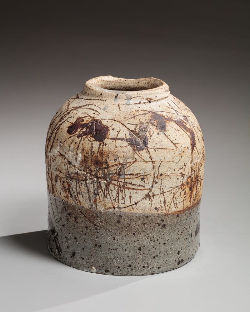 Koie Ryōji - Kohiki-style painted vase with calligraphic splash patterning - Artworks - Joan B Mirviss LTD | Japanese Fine Art | Japanese Ceramics