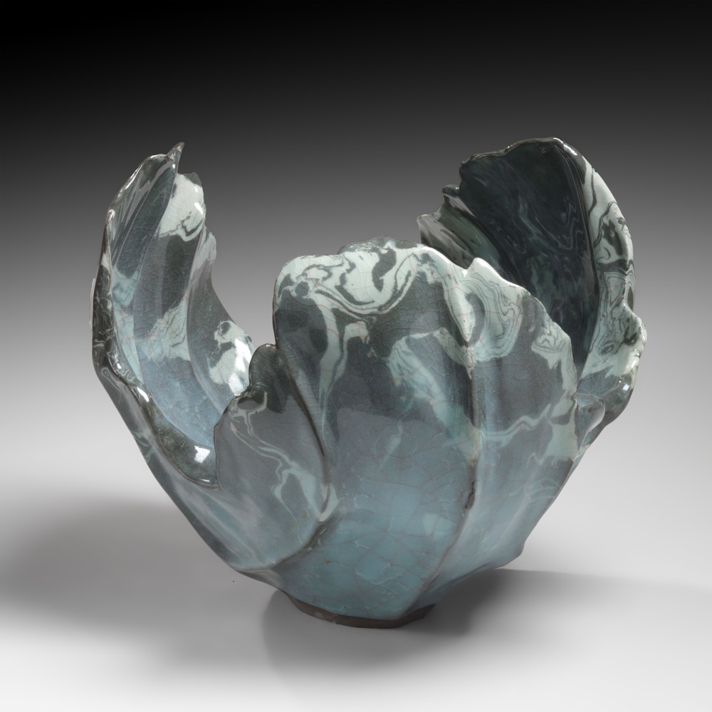 Wakao Kei - Craquelure celadon-glazed leaf-shaped vessel - Artworks - Joan B Mirviss LTD | Japanese Fine Art | Japanese Ceramics