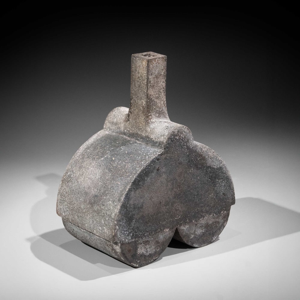 Koinuma Michio - Flattened vessel with lobed body and square tubular neck - Artworks - Joan B Mirviss LTD | Japanese Fine Art | Japanese Ceramics