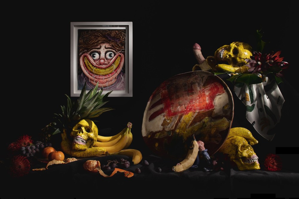 Installation photo with Rebecca Morgan, Banana Smile (2021). Keith Simpson, Banana Rocking Pots with Skulls (2021). Shino Takeda, baNaNa (2021). Marcel Alcalá, Happy Banana (2021). Colin Radcliffe, Uncut (2021). BFGF (Lilian Martinez), Banana Scarf.