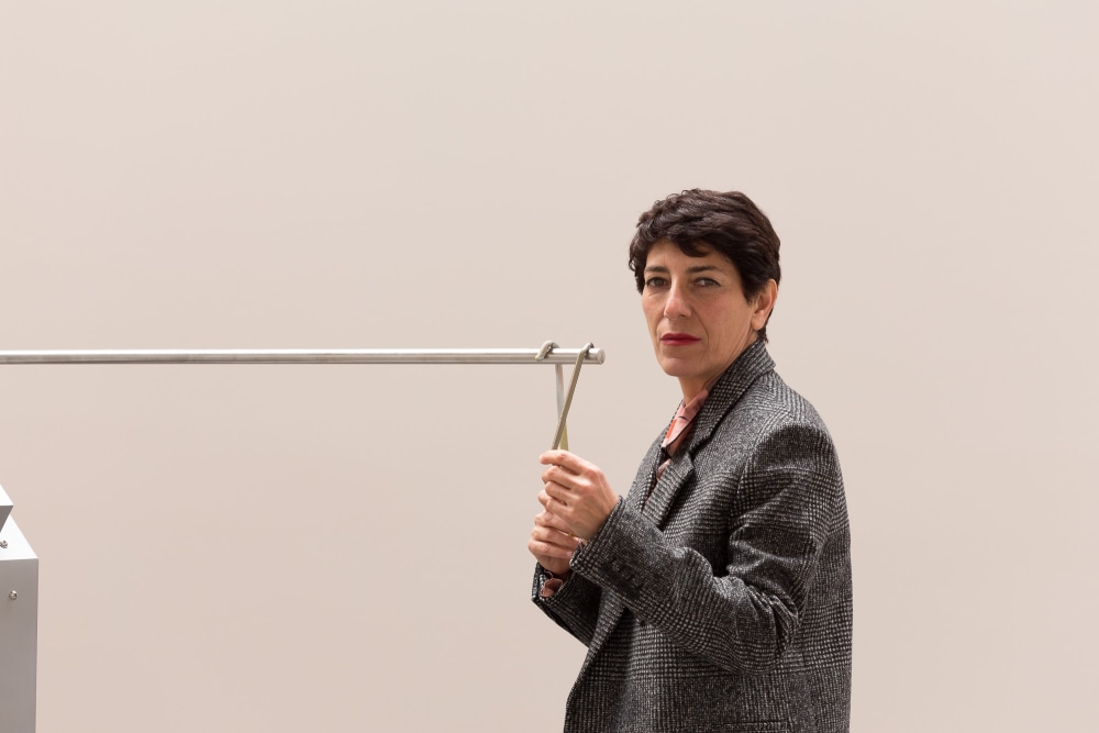 noticias | nairy baghramian: medallista en la primera edición de los premios art basel