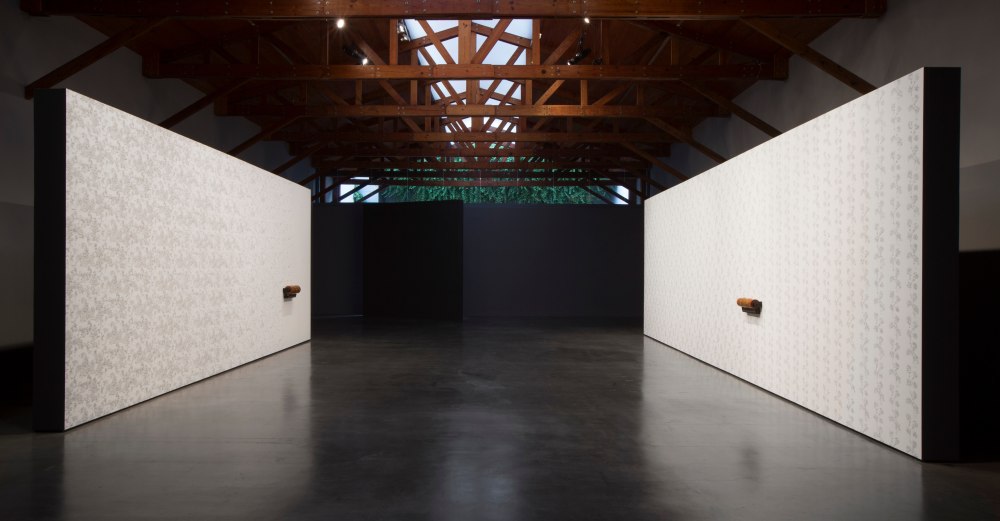 Installation view of All of a Tremble, kurimanzutto, Mexico City, 2017