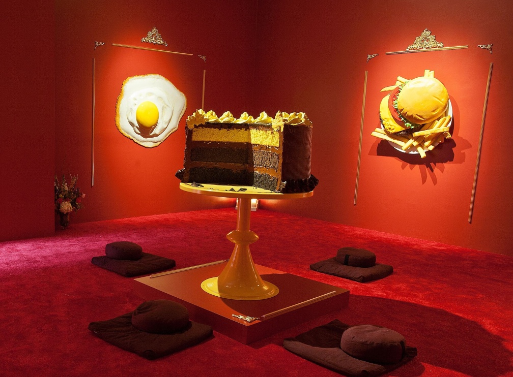 An Artist’s Hyperrealistic Food Sculptures Explore Hunger on a Deeper Level