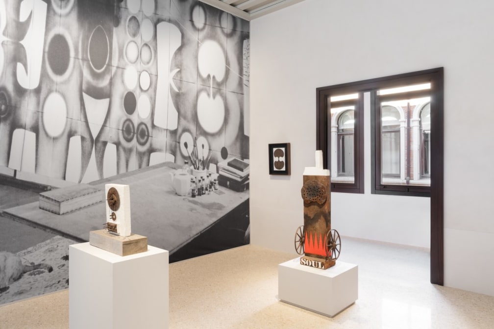 Installation view with the sculptures Zenith and Soul, and the small panel Ginkgo