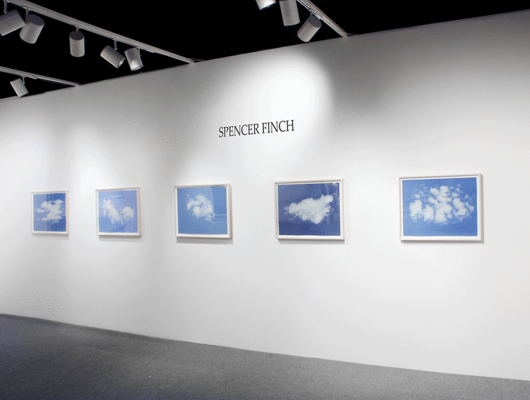 , SPENCER FINCH&nbsp;ADAA: The Art Show&nbsp;Installation view, 2014