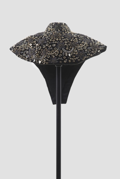 TERESA MARGOLLES El Brillo: One homicide can change the world (Un homicidio puede cambiar el mundo),&nbsp;2020