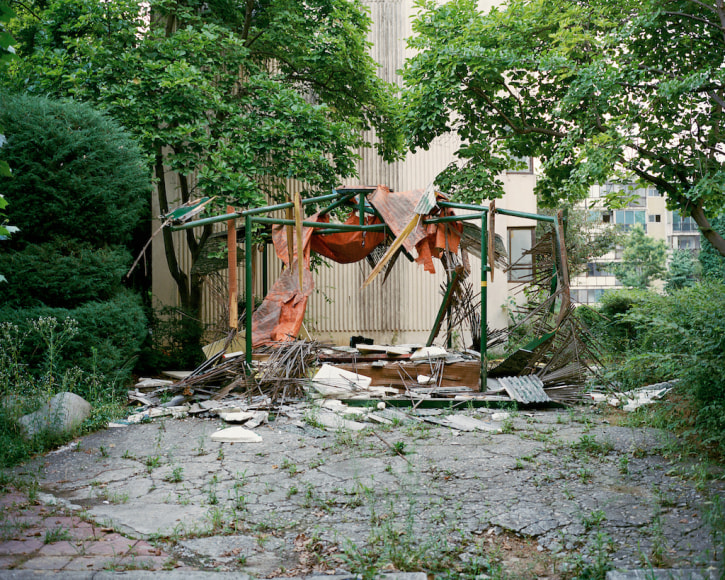 JINYOUNG KIM | GODUCK BENCH | INKJET PRINT | 32 X 40 INCHES | EDITION OF 5 | 2016,  