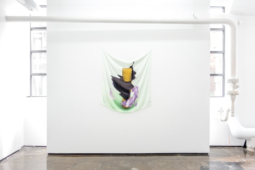 OLIVER PAUK | OBJECT #72 | ÉCHARPE EN SOIE | 40 X 40 POUCES | 2016
