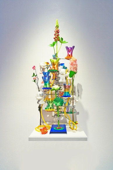 CHUN HUA CATHERINE DONG | OUT OF THE BLUE | 3D-PRINTED SCULPTURES, PLA PLASTIC, STEEL, AUTO PAINT | APPROXIMATELY 30 X 16 X 12 INCHES | 2023