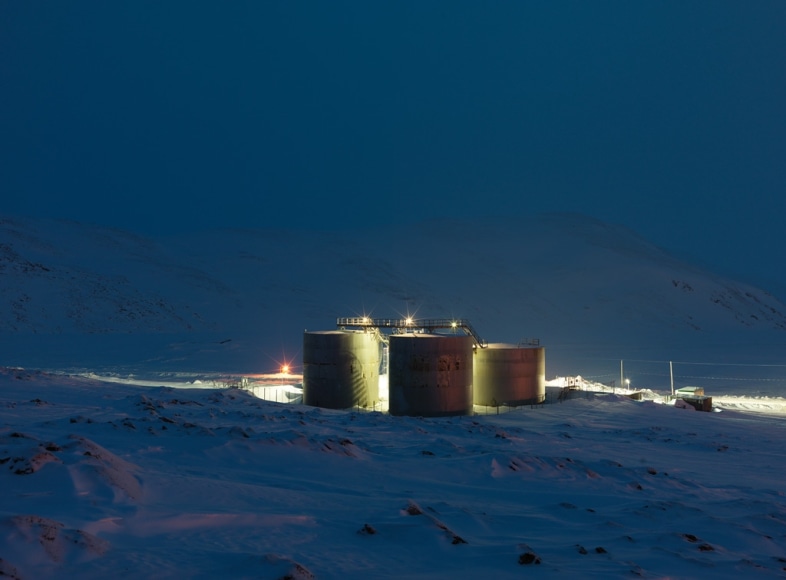 THOMAS KNEUB&Uuml;HLER |&nbsp;TANKS |&nbsp;C-PRINT |&nbsp;35 X 47&nbsp;INCHES&nbsp;| EDITION OF 5&nbsp;|&nbsp;2017 &nbsp;, &nbsp;