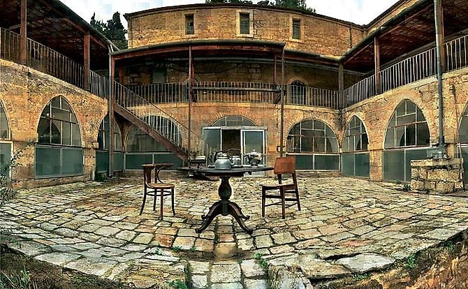 Yard and Stillife, 2004