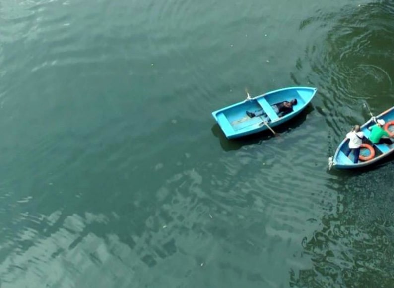 Carlos Martiel, A donde mis pies no lleguen (Where my feet do not reach), 2011