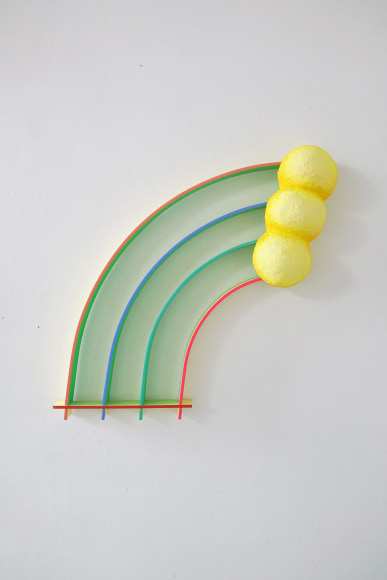 Chiaozza Bowing Buds, 2019 Acrylic on paper pulp and wood 23 x 24 x 5 in. / 58.4 x 61 x 12.7 cm.