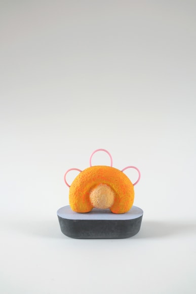 Chiaozza Floricle, 2019 Acrylic on paper pulp and pigmented concrete with rubber tubes 4 x 4 &frac12; x 2 &frac34; in. / 10.2 x 11.4 x 7 cm.