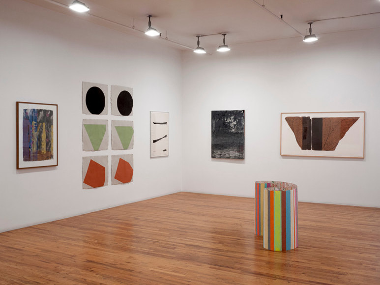 Somluk Pantiboon, Gary Stephan, Robert Motherwell, Thaiwijit Puengkasemsomboon, Robert Mangold and Mit Jai Inn