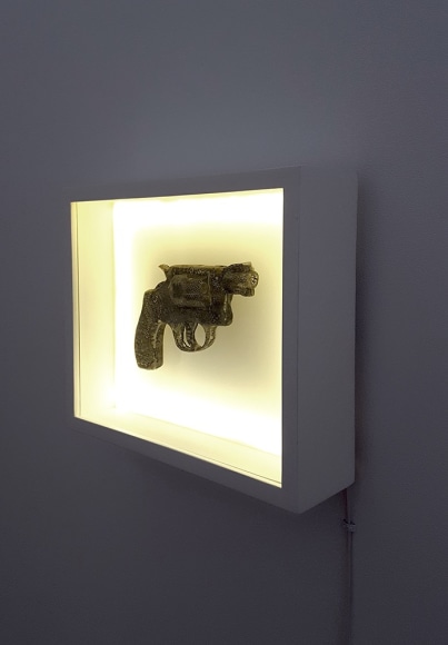 nikki luna lace and cast resin gun