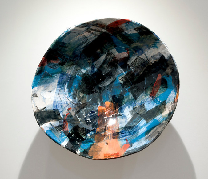 Rachael Gorchov Oculus (ii), 2017 Glazed ceramic 20 1/2 x 21 x 11 1/2 in. / 52.1 x 53.3 x 29.2 cm.