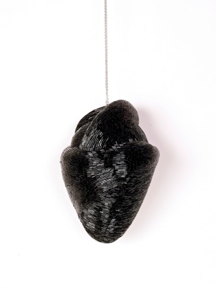 ESPERANZA CORT&Eacute;S, Coraz&oacute;n Negro/ Black Heart, 2011