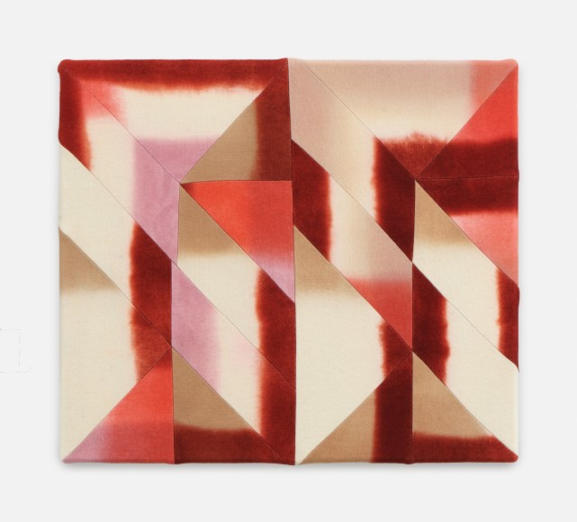 Wilder Alison (b. 1986)  claret gr/ps a run-on corner, 2022  Dyed wool and thread  46 x 53 cm / 18 x 20 3/4 in