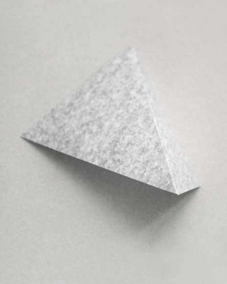 Triangles No5, 2018 - Nina Brauhauser