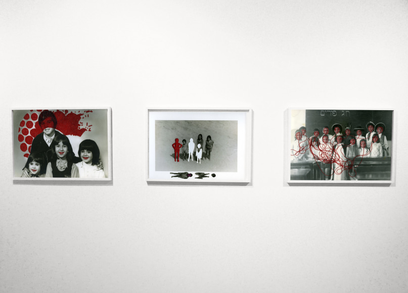 Carolle B&eacute;nitah, Photos-Souvenirs installation, Sous Les Etoiles Gallery