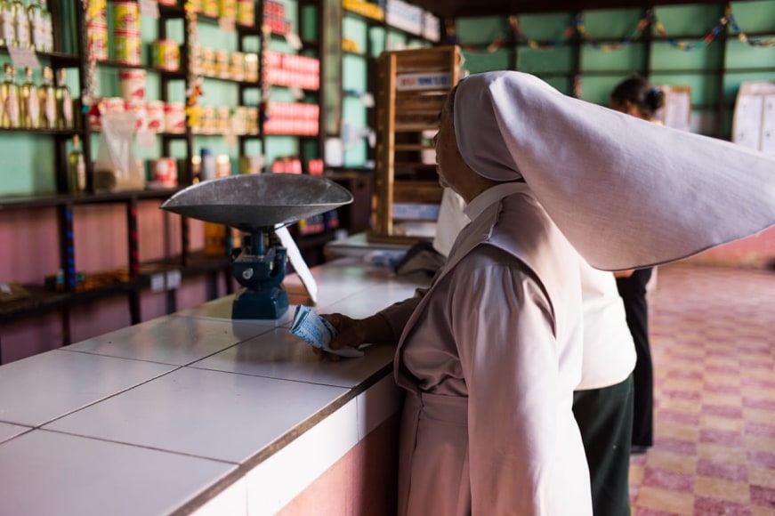 Magdalena Sole, Cuba,  Vinales, color, Sous Les Etoiles Gallery