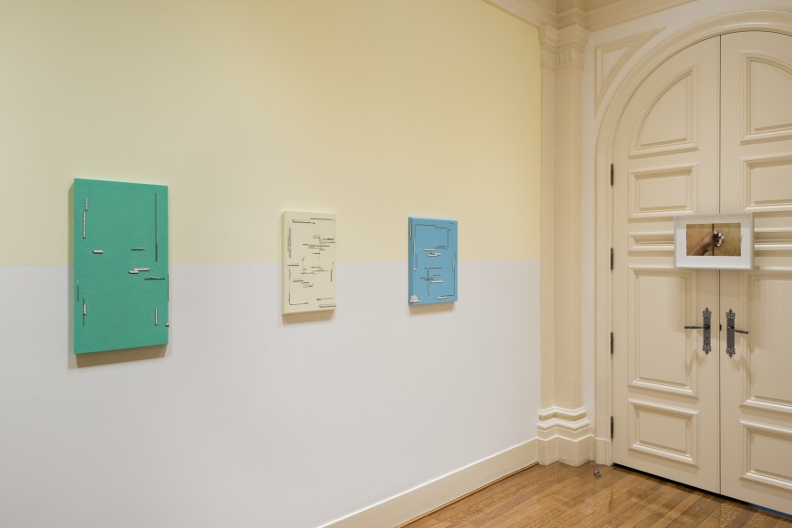 Rodrigo Cass: figures, gestures and passages