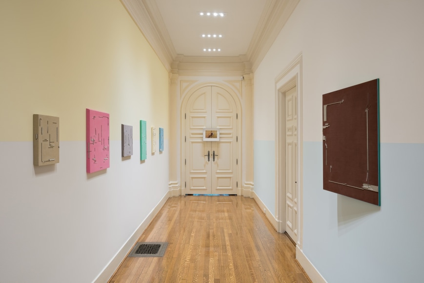 Rodrigo Cass: figures, gestures and passages