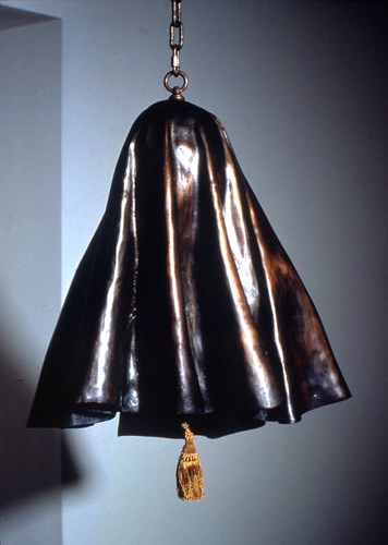 Janine Antoni Unveiling, 1994