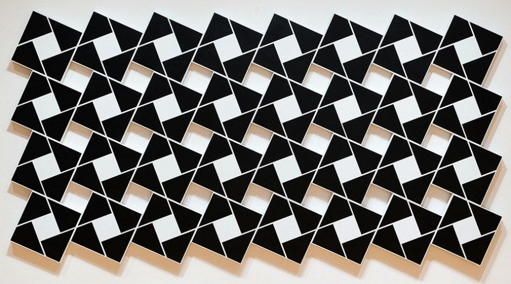 STEVEN NAIFEH, Ajlun I: Black Pearl and White, 2002