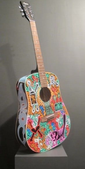 LA2&nbsp;, Guitar