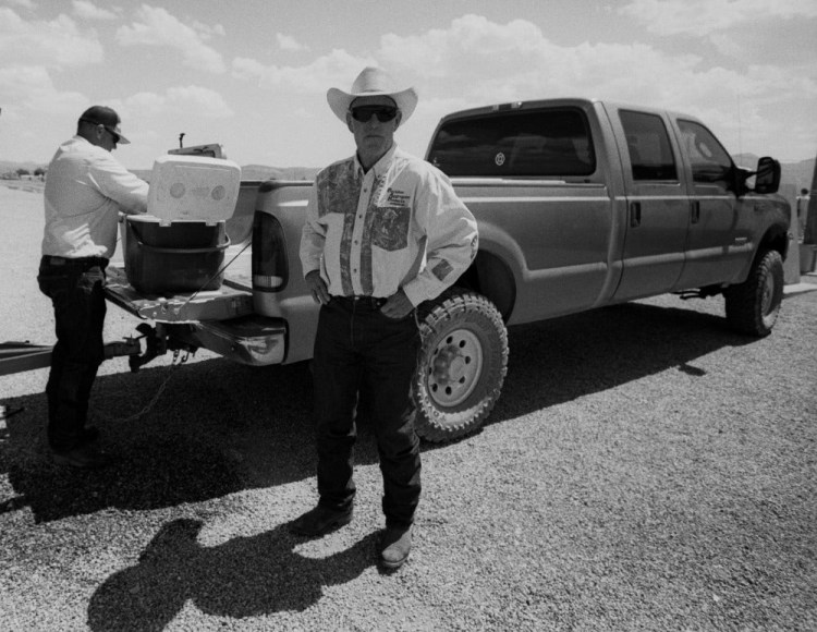 NICOLE RIPKA, Pit Stop, ET Highway, 2014