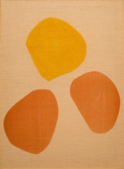 Magda Skupinska  Untitled I  2017  sandalwood print and bee pollen on canvas  152 x 112 cm