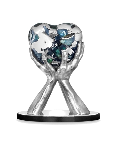 Lorenzo Quinn I Give You My Heart III, 2025