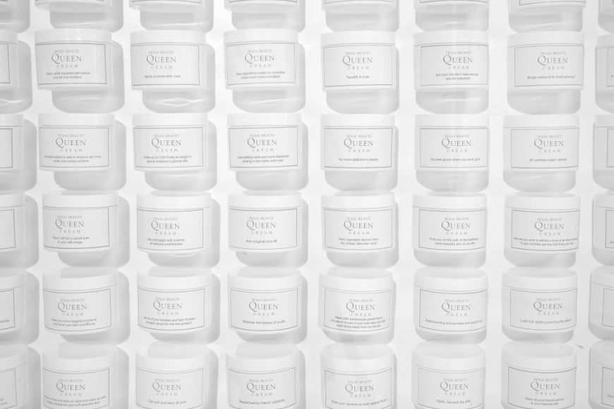 Wall of Confidence&nbsp;(Detail 1)