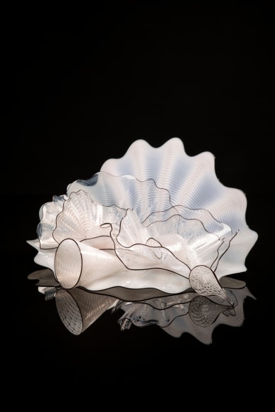 Dale Chihuly&nbsp;, Cloud White Persian Set with Jet Black Lip Wraps&nbsp;
