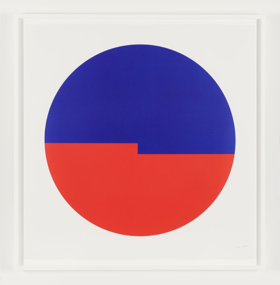 Carmen Herrera Tondo: Azul y Rojo, 2019